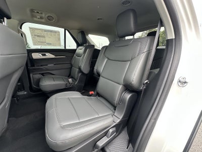 2026 Ford Explorer Active w/200A Pkg 4WD