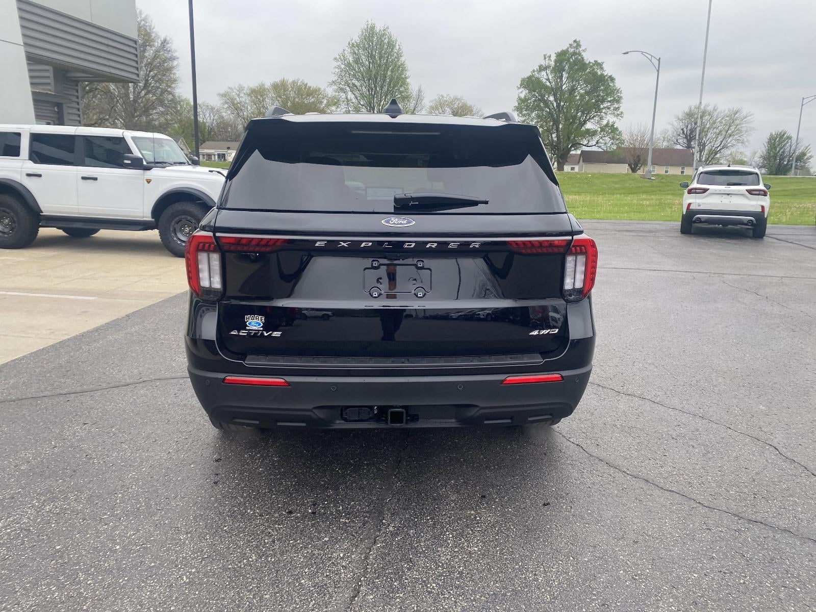 2026 Ford Explorer Active w/200A Pkg 4WD