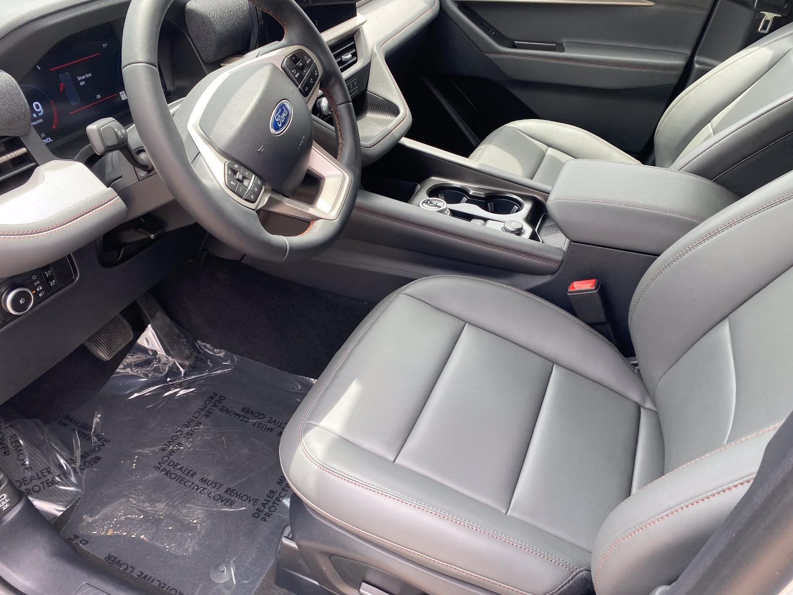 2026 Ford Explorer Active w/200A Pkg 4WD