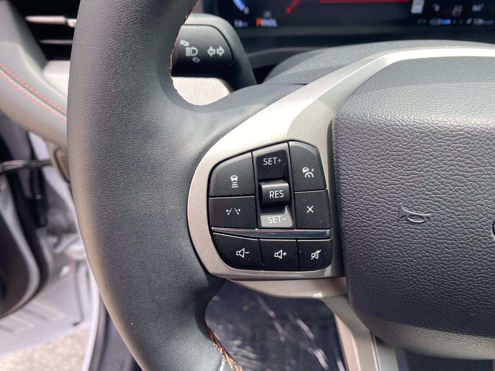 2026 Ford Explorer Active w/200A Pkg 4WD
