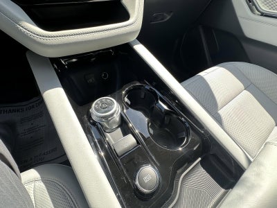 2026 Ford Explorer Platinum 4WD