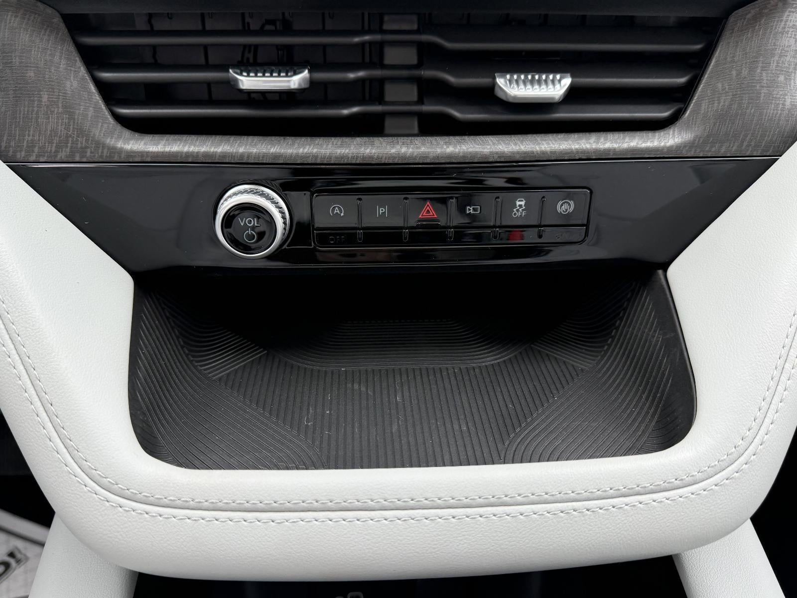 2026 Ford Explorer Platinum 4WD