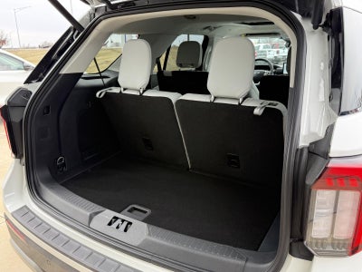 2026 Ford Explorer Platinum 4WD