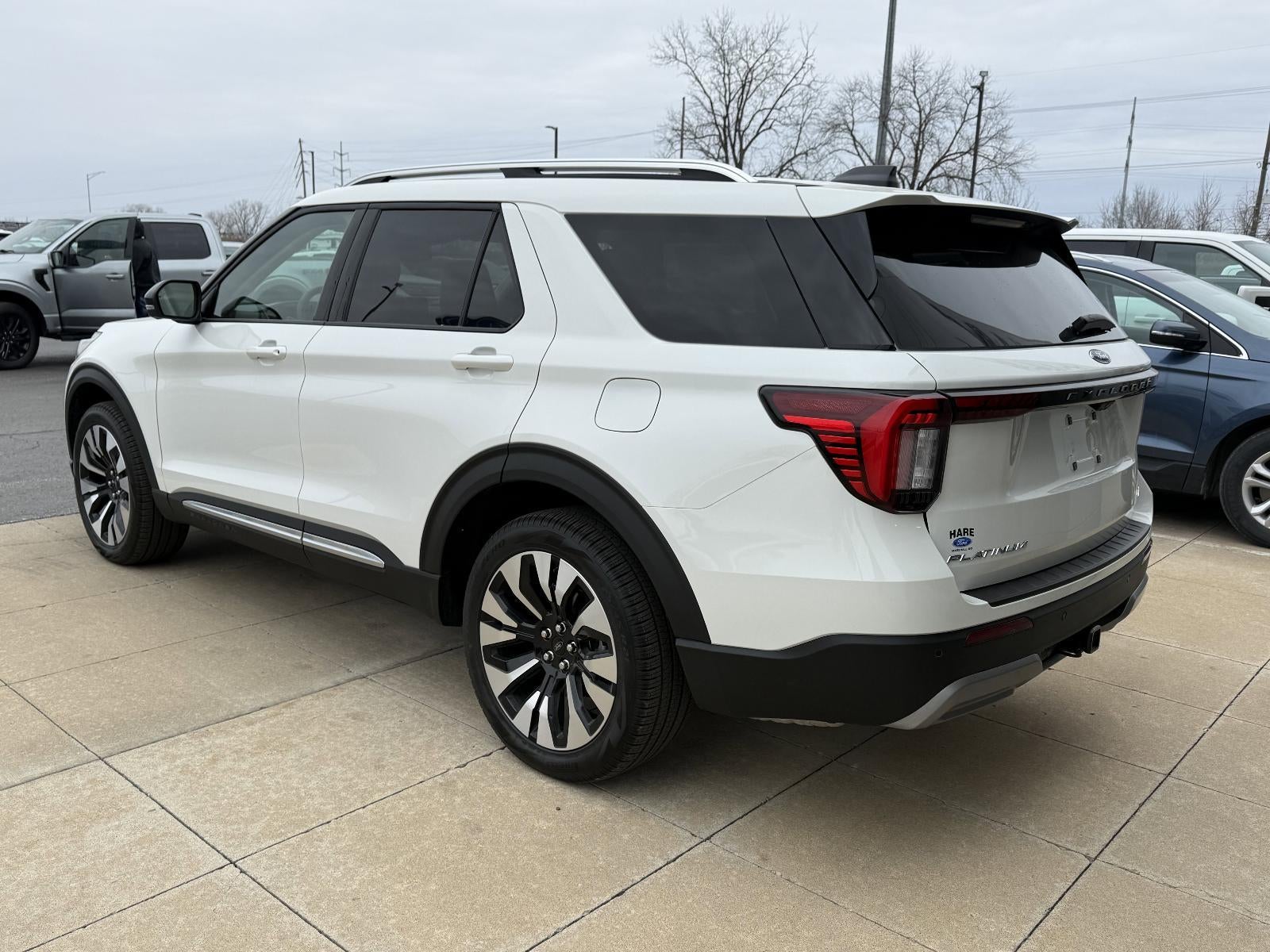 2026 Ford Explorer Platinum 4WD