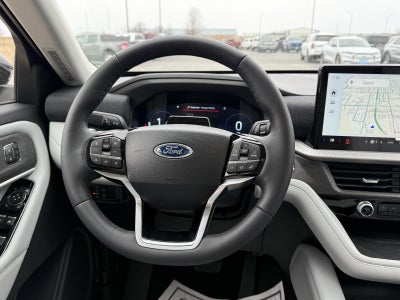 2026 Ford Explorer Platinum 4WD