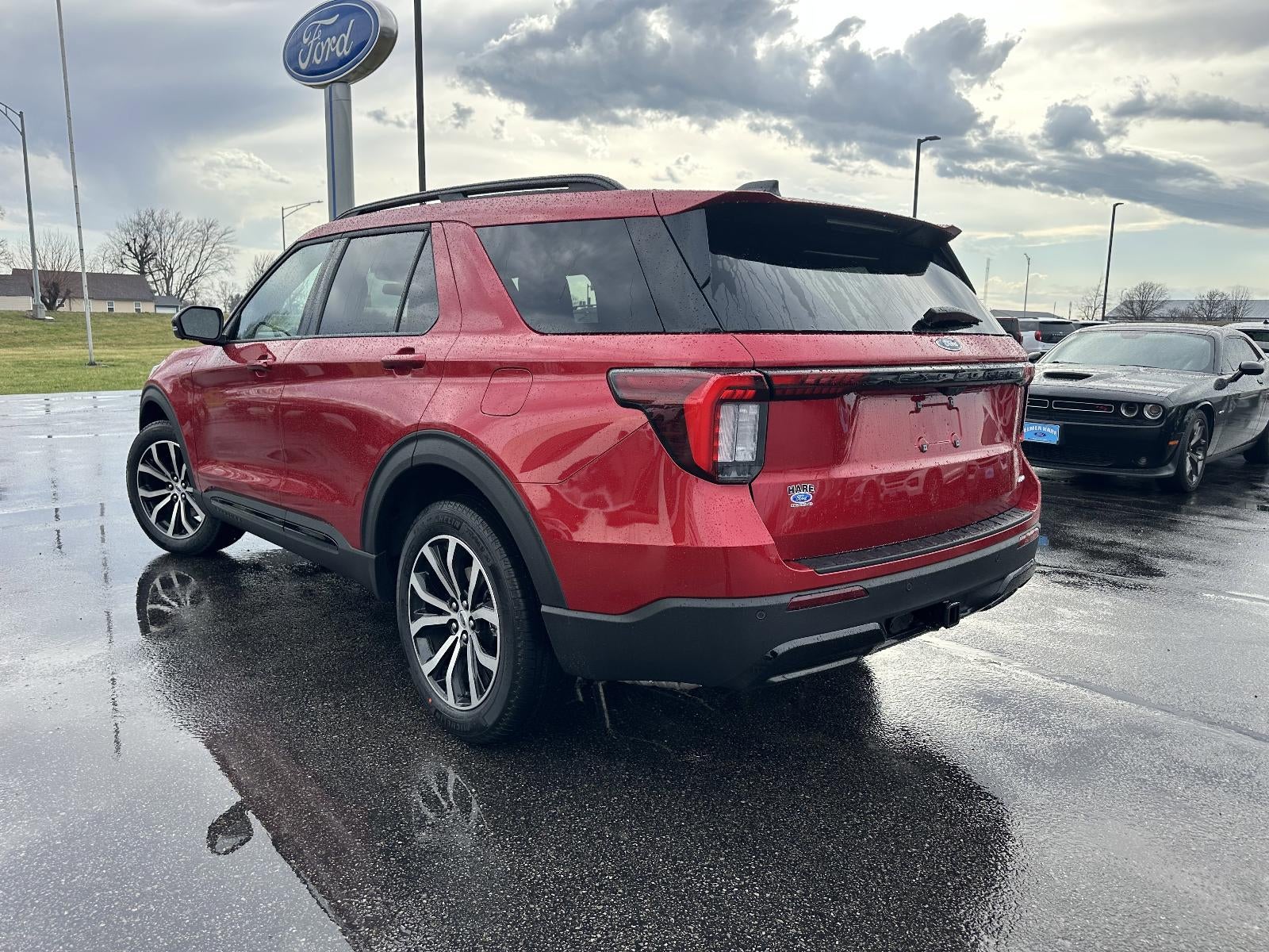 2026 Ford Explorer ST-Line 4WD