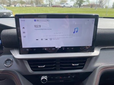 2026 Ford Explorer ST-Line 4WD