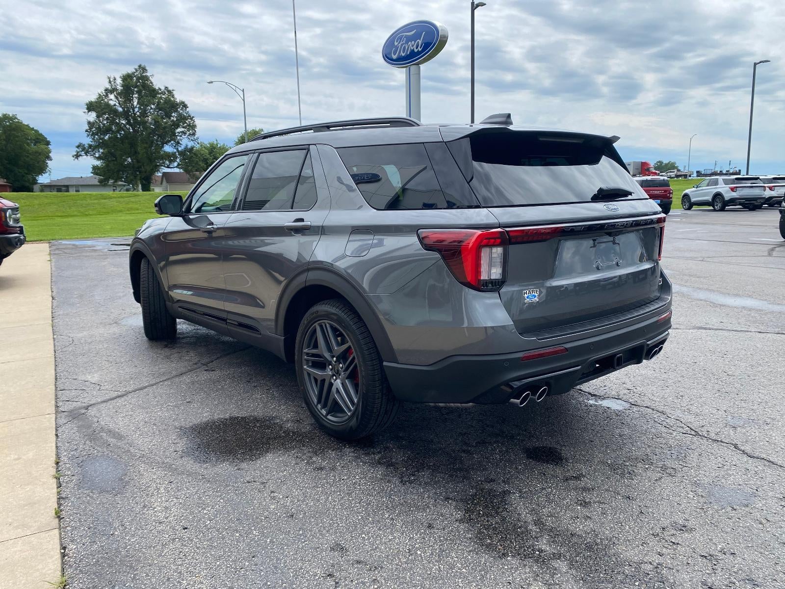 2026 Ford Explorer ST 4WD