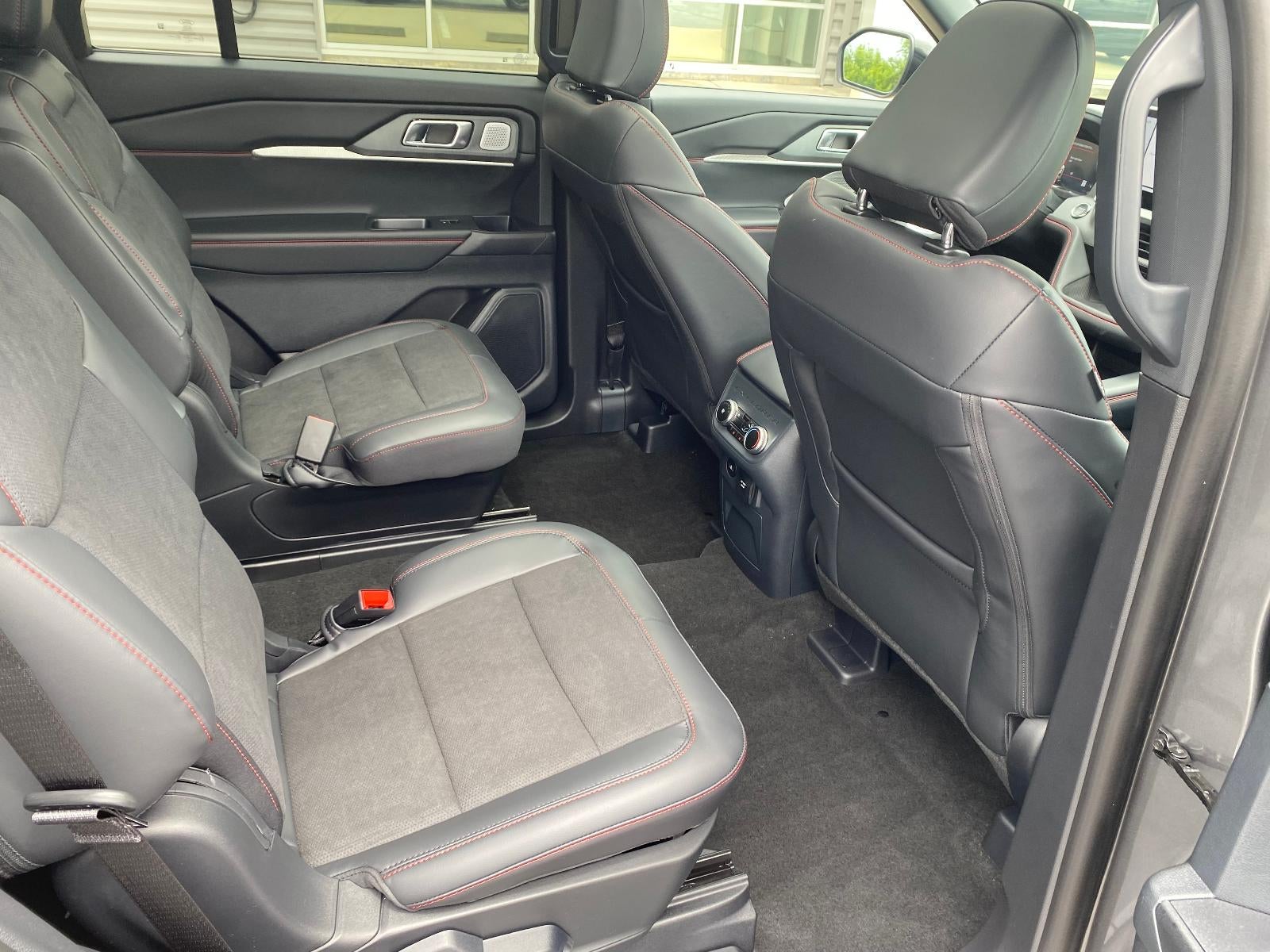 2026 Ford Explorer ST 4WD