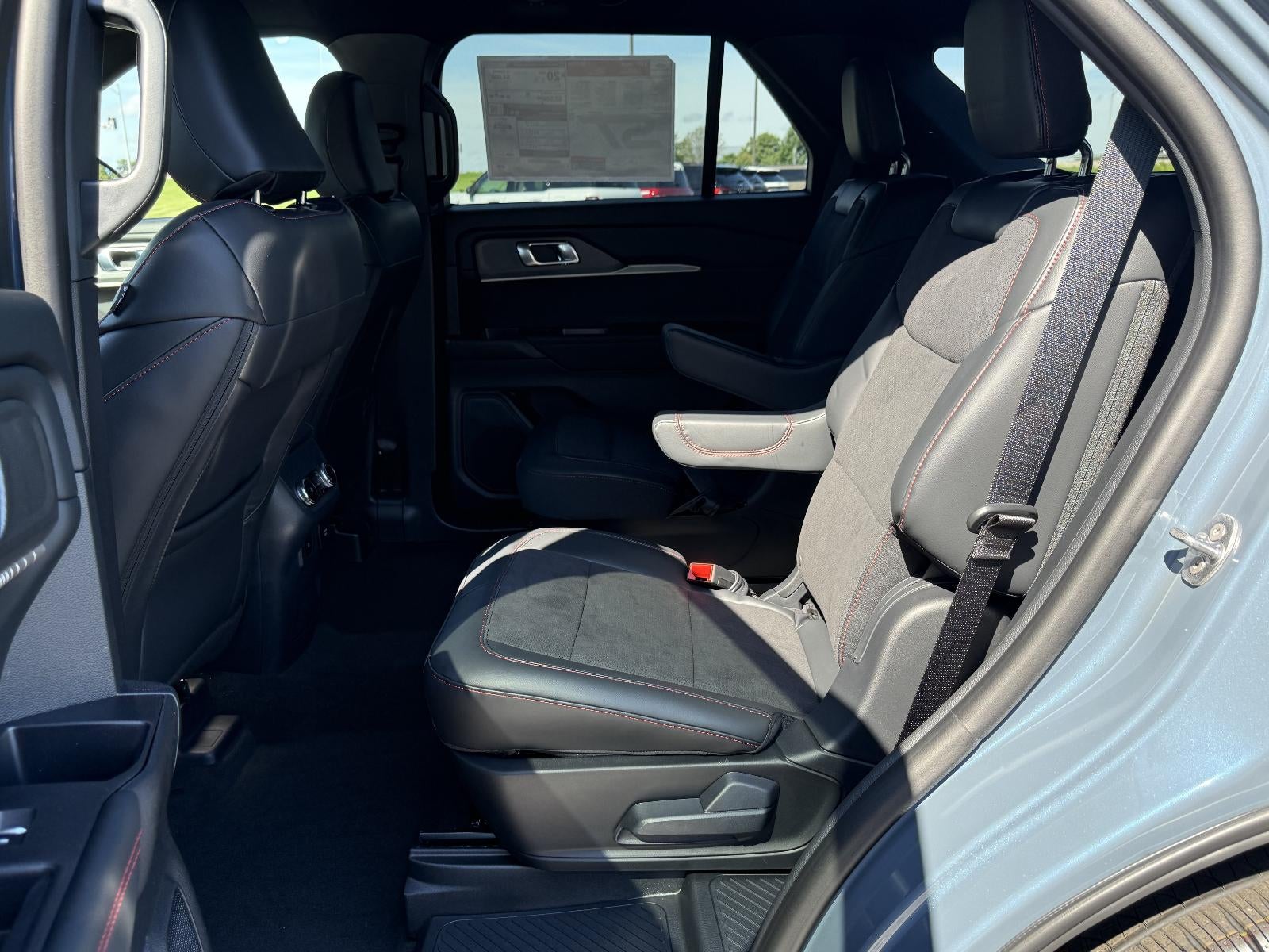 2026 Ford Explorer ST 4WD