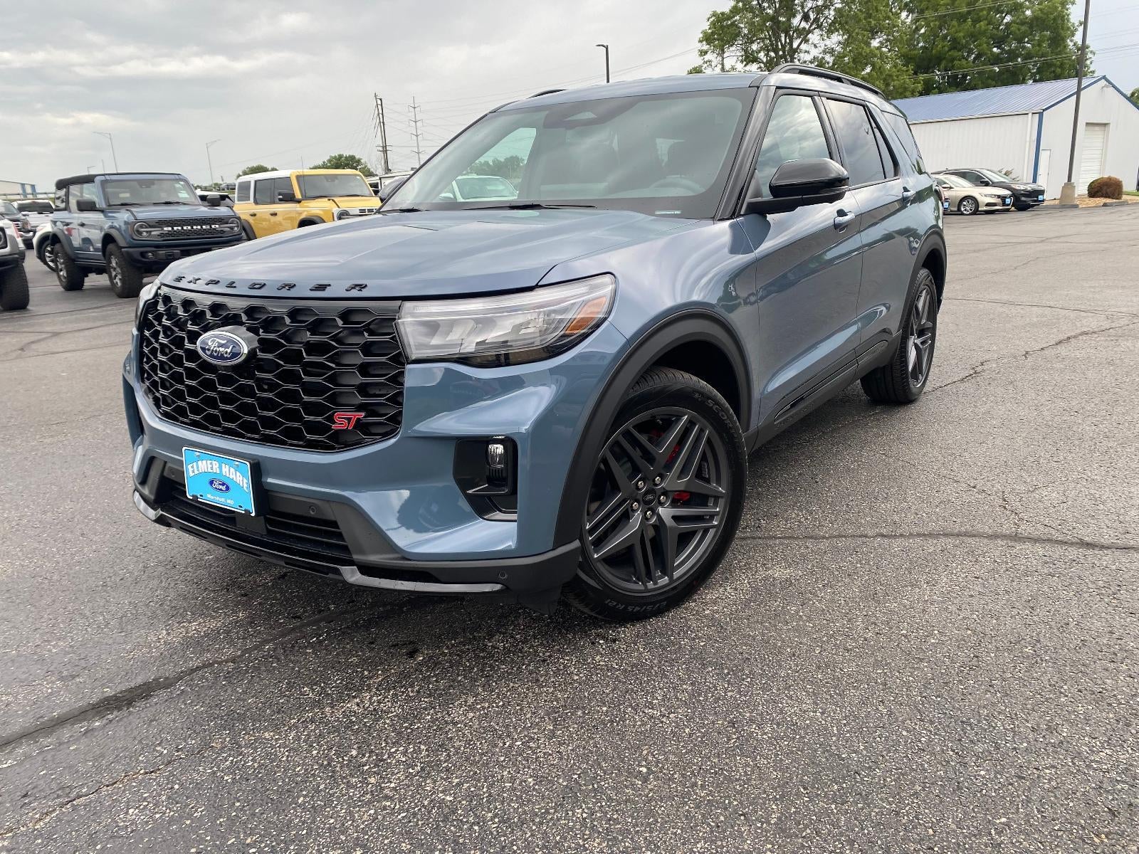 2026 Ford Explorer ST 4WD