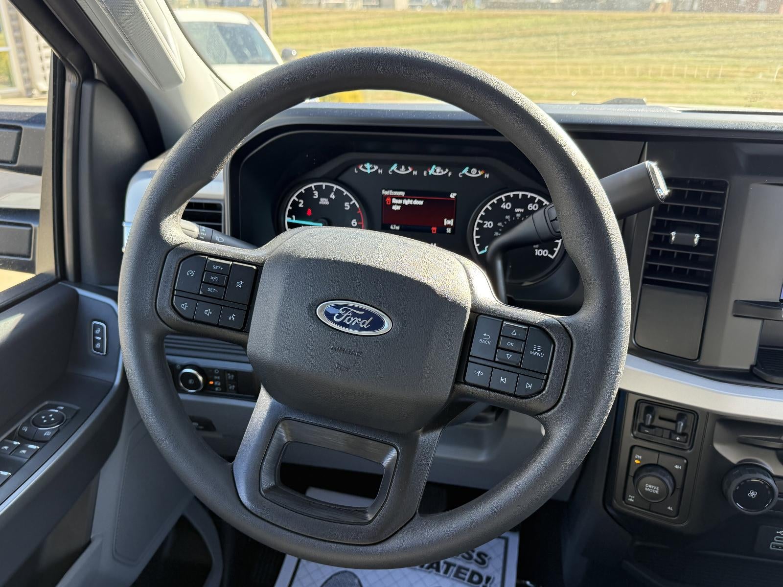 2026 Ford Super Duty F-250 SRW XL 4WD Crew Cab 6.75' Box