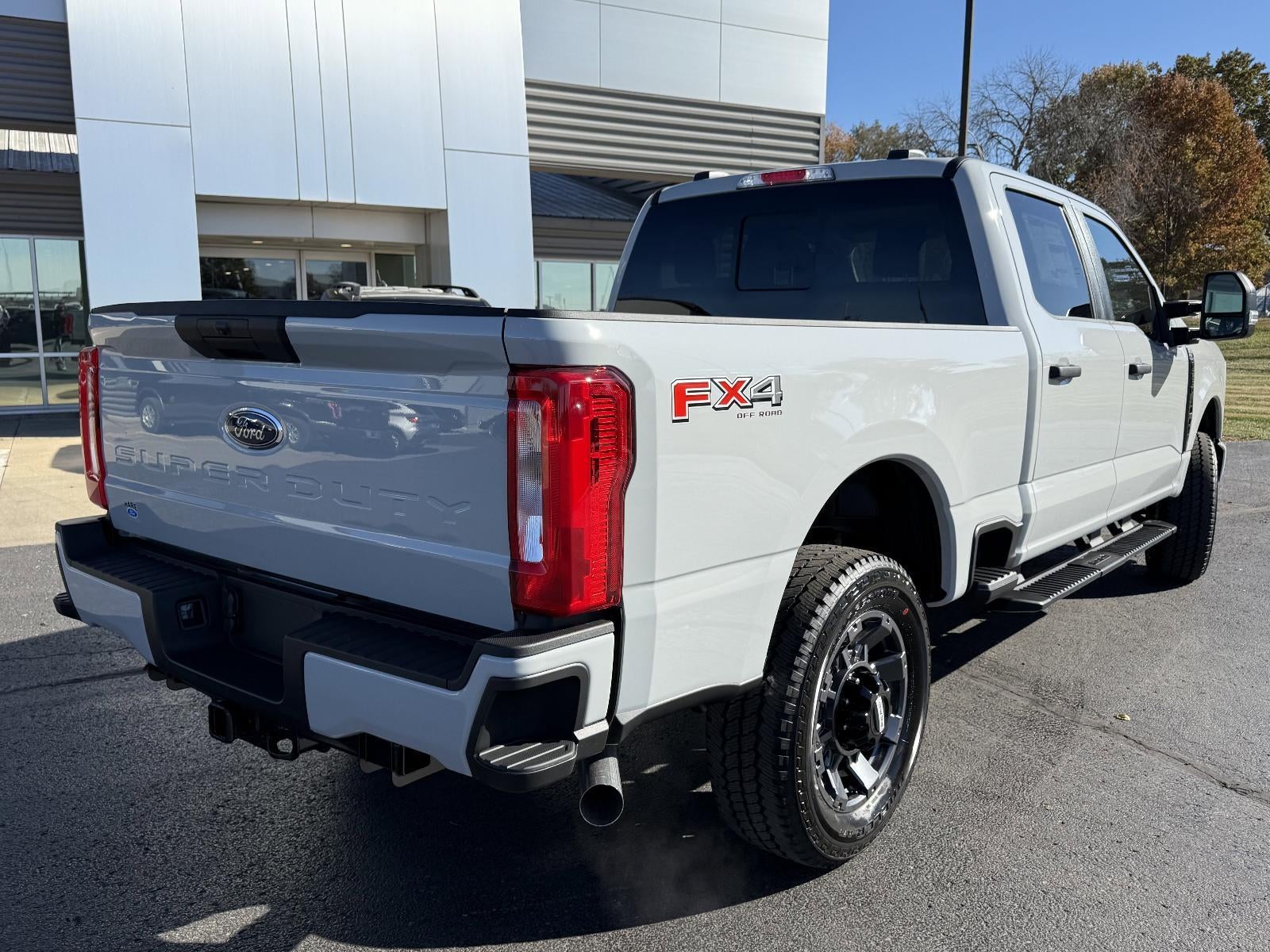 2026 Ford Super Duty F-250 SRW XL 4WD Crew Cab 6.75' Box