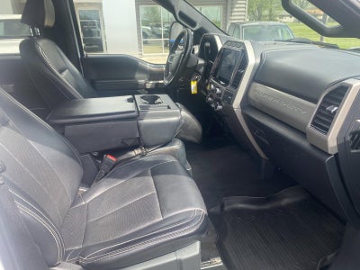 2022 Ford Super Duty F-250 SRW LARIAT 4WD Crew Cab 6.75' Box