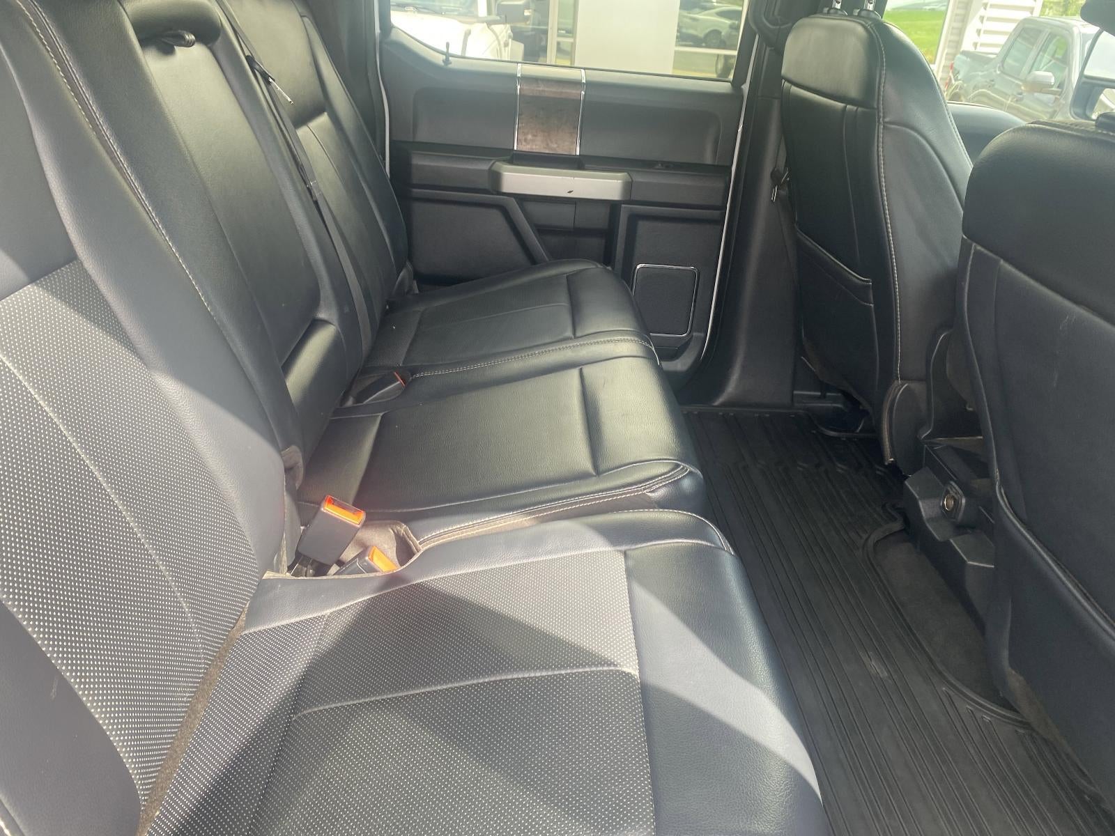 2022 Ford Super Duty F-250 SRW LARIAT 4WD Crew Cab 6.75' Box