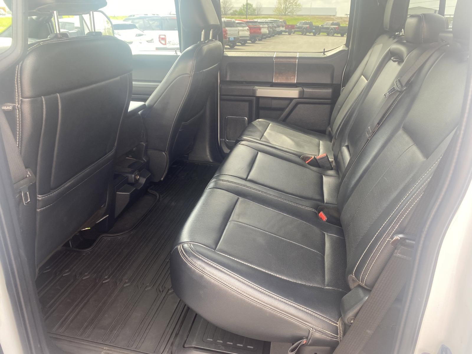 2022 Ford Super Duty F-250 SRW LARIAT 4WD Crew Cab 6.75' Box