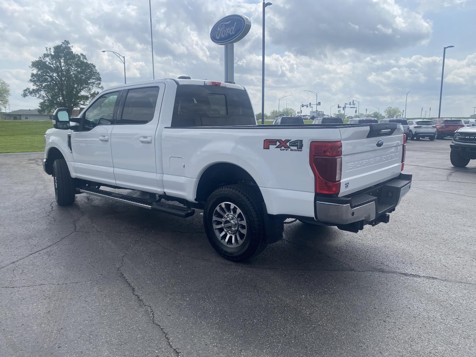 2022 Ford Super Duty F-250 SRW LARIAT 4WD Crew Cab 6.75' Box