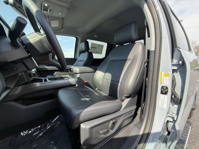 2027 Ford Super Duty F-250 SRW LARIAT 4WD Crew Cab 6.75' Box
