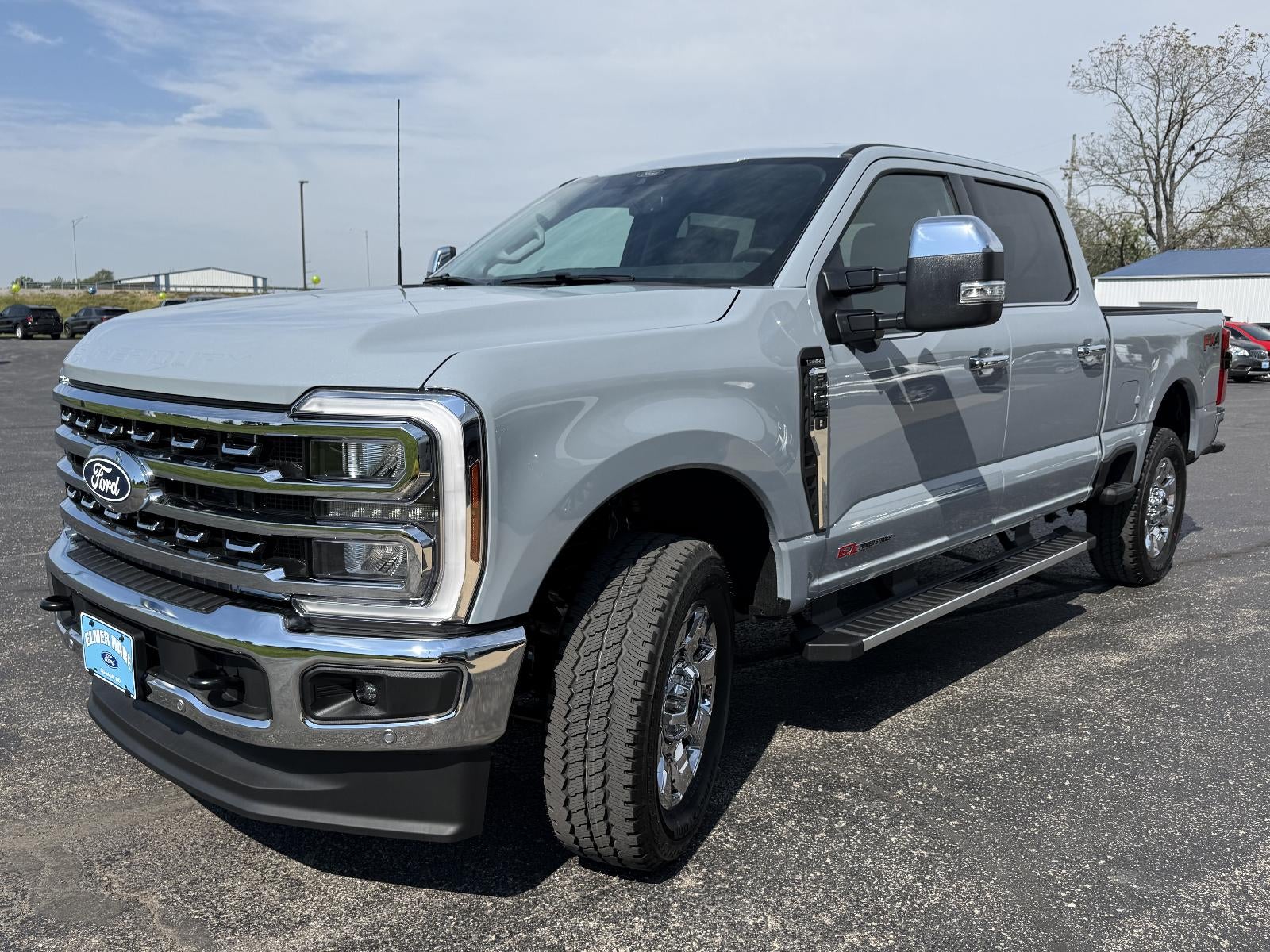 2027 Ford Super Duty F-250 SRW LARIAT 4WD Crew Cab 6.75' Box