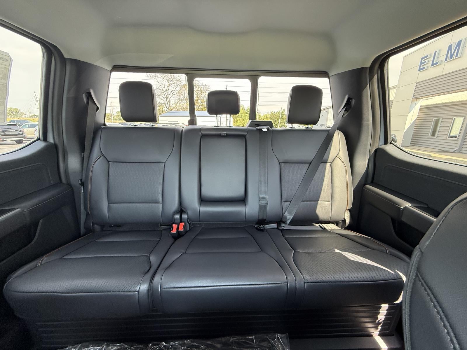 2027 Ford Super Duty F-250 SRW LARIAT 4WD Crew Cab 6.75' Box