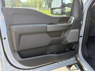 2027 Ford Super Duty F-250 SRW LARIAT 4WD Crew Cab 6.75' Box
