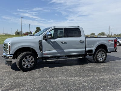 2027 Ford Super Duty F-250 SRW LARIAT 4WD Crew Cab 6.75' Box