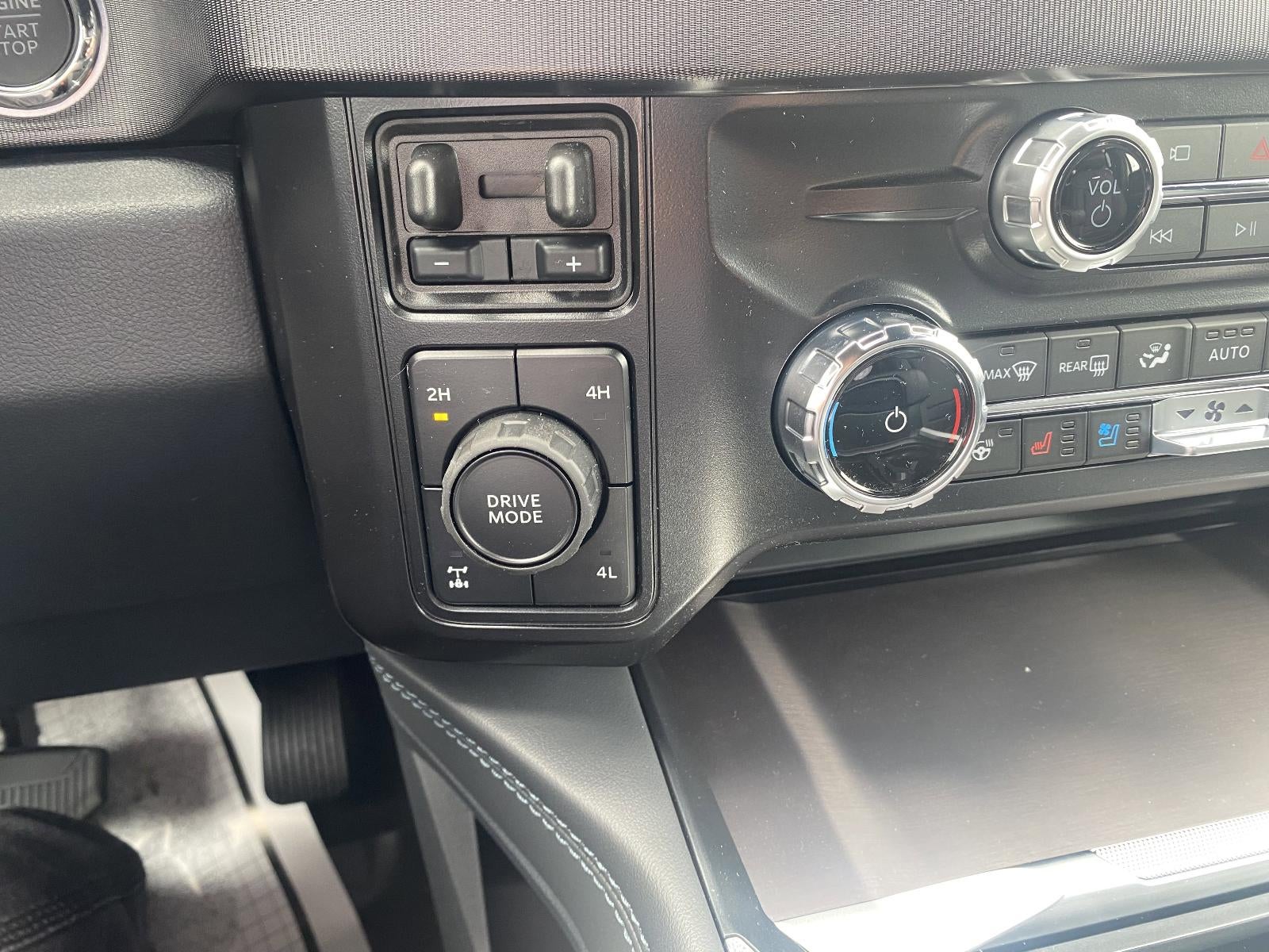 2026 Ford Super Duty F-250 SRW Platinum 4WD Crew Cab 6.75' Box