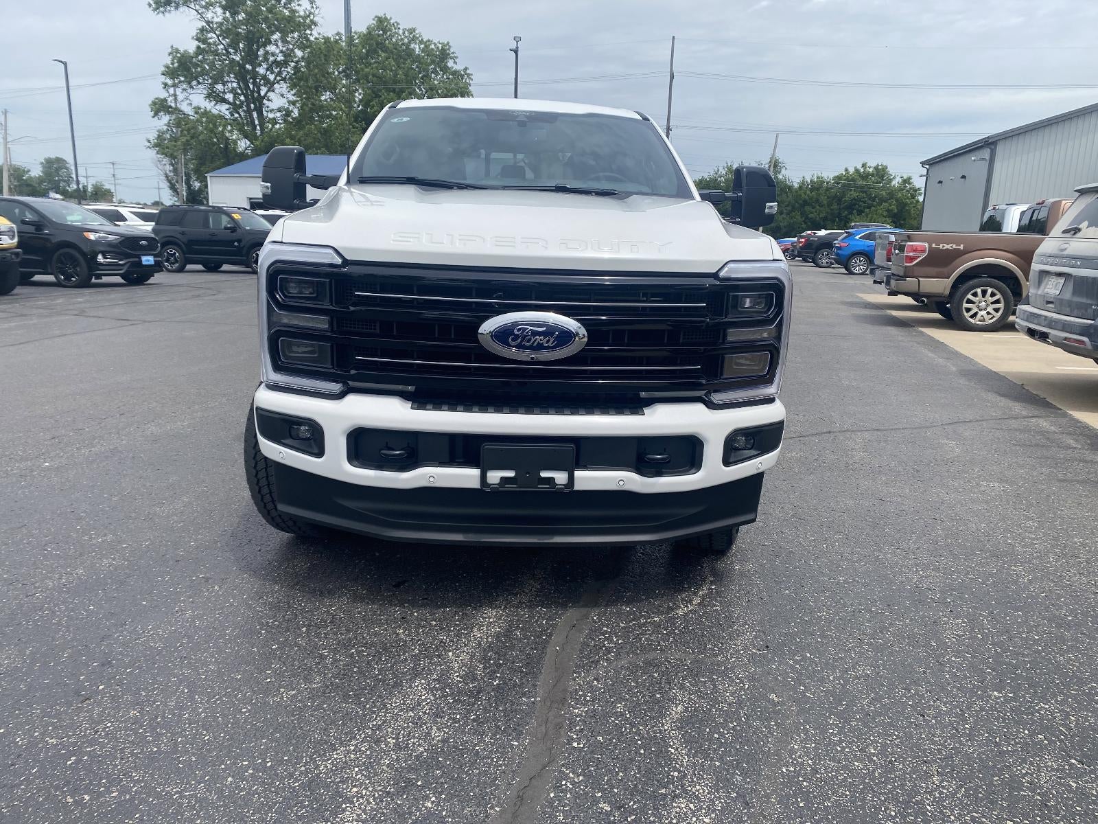 2026 Ford Super Duty F-250 SRW Platinum 4WD Crew Cab 6.75' Box