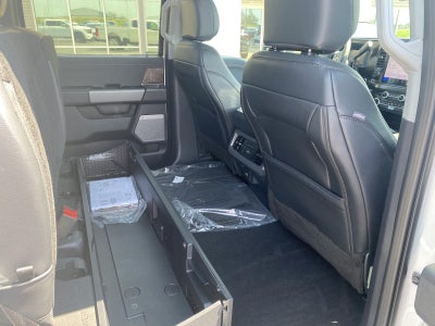 2026 Ford Super Duty F-350 SRW LARIAT 4WD Crew Cab 6.75' Box