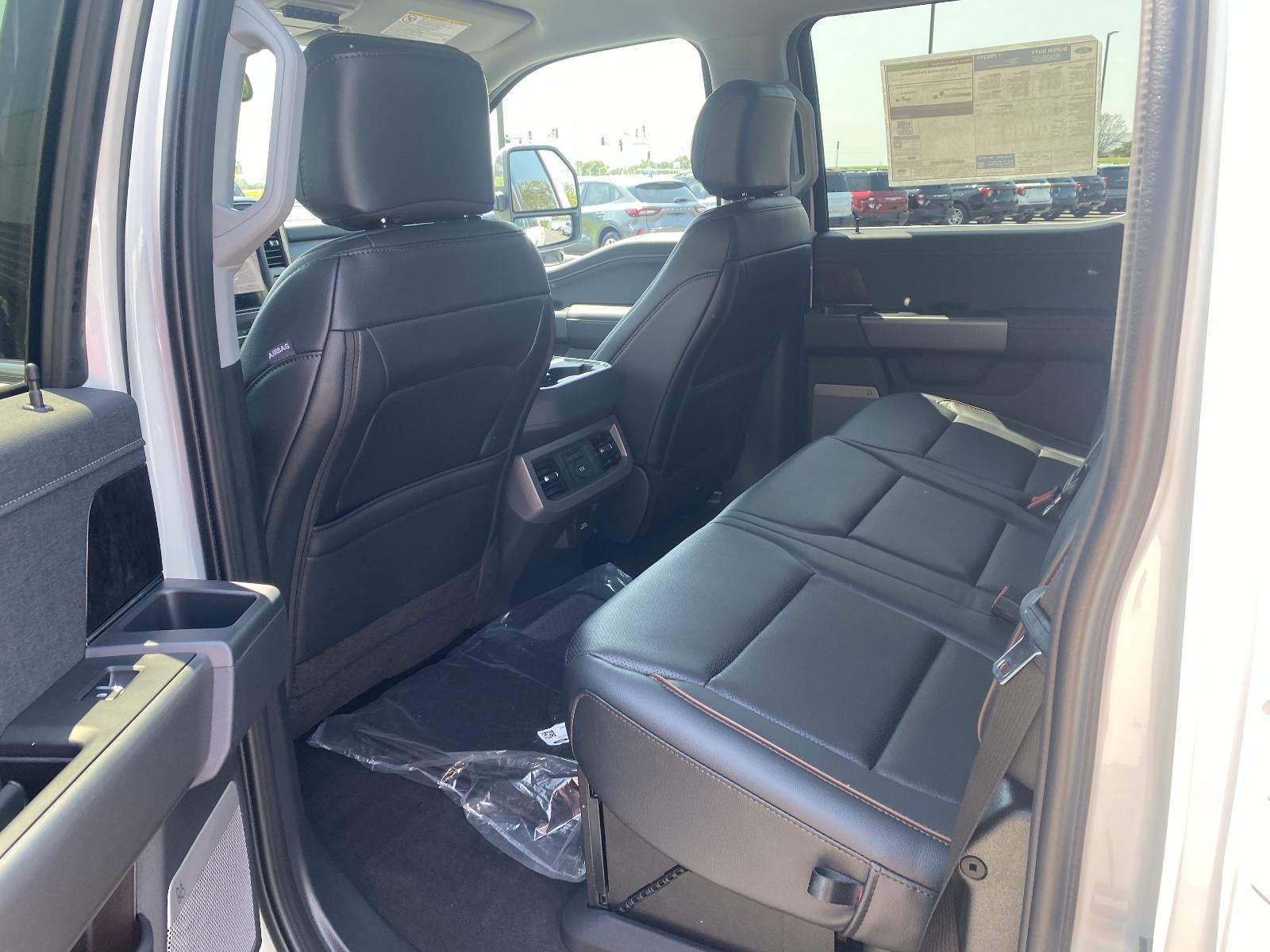 2026 Ford Super Duty F-350 SRW LARIAT 4WD Crew Cab 6.75' Box