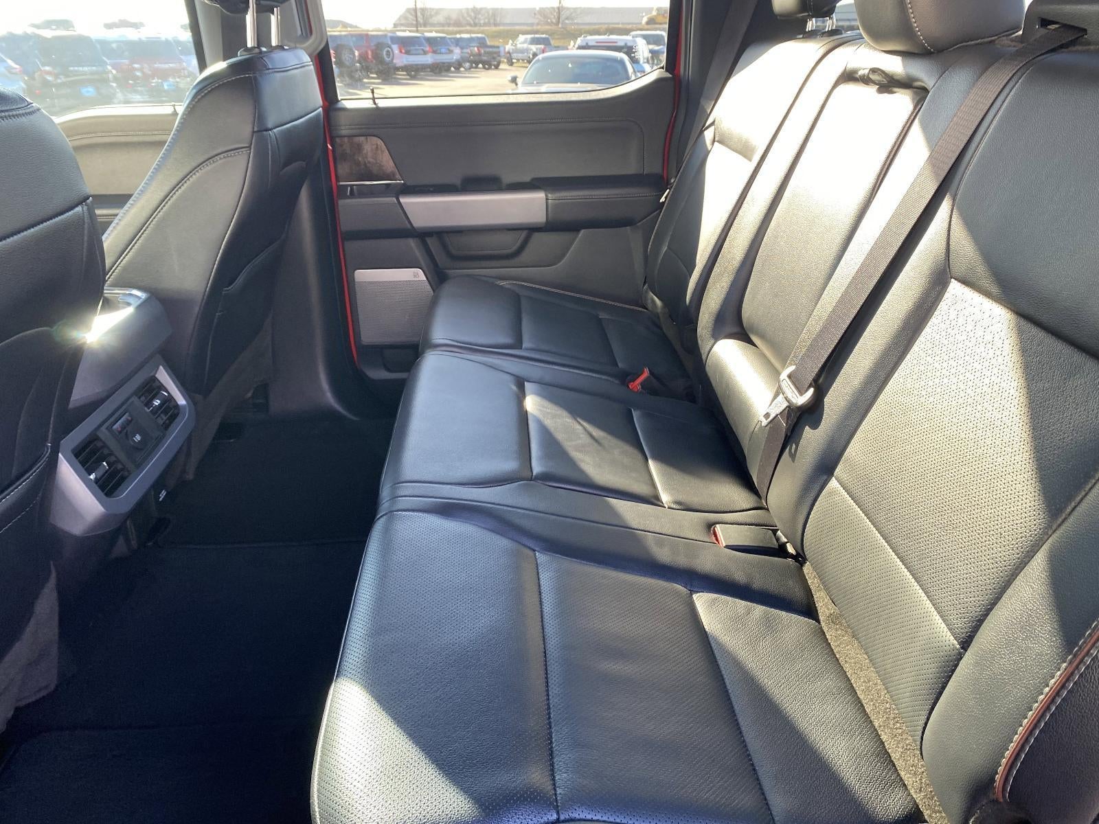 2023 Ford Super Duty F-350 SRW LARIAT 4WD Crew Cab 6.75' Box