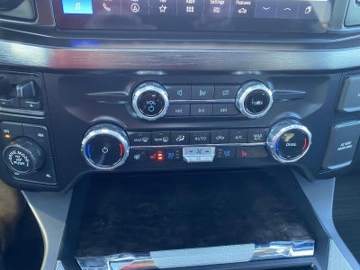 2023 Ford Super Duty F-350 SRW LARIAT 4WD Crew Cab 6.75' Box