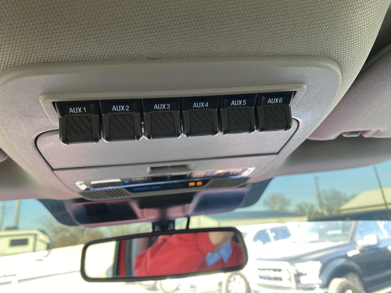 2023 Ford Super Duty F-350 SRW LARIAT 4WD Crew Cab 6.75' Box