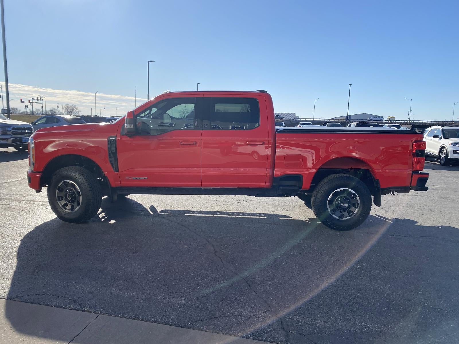 2023 Ford Super Duty F-350 SRW LARIAT 4WD Crew Cab 6.75' Box