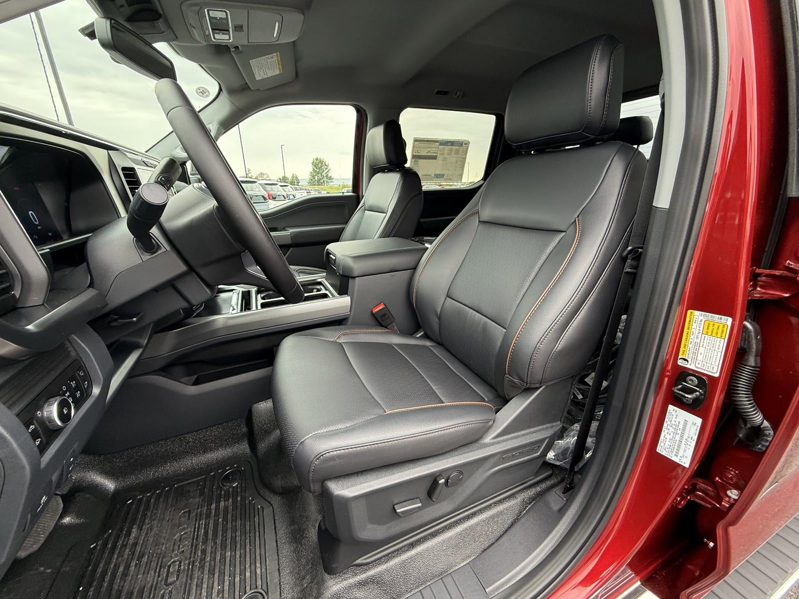 2026 Ford Super Duty F-350 SRW LARIAT 4WD Crew Cab 6.75' Box