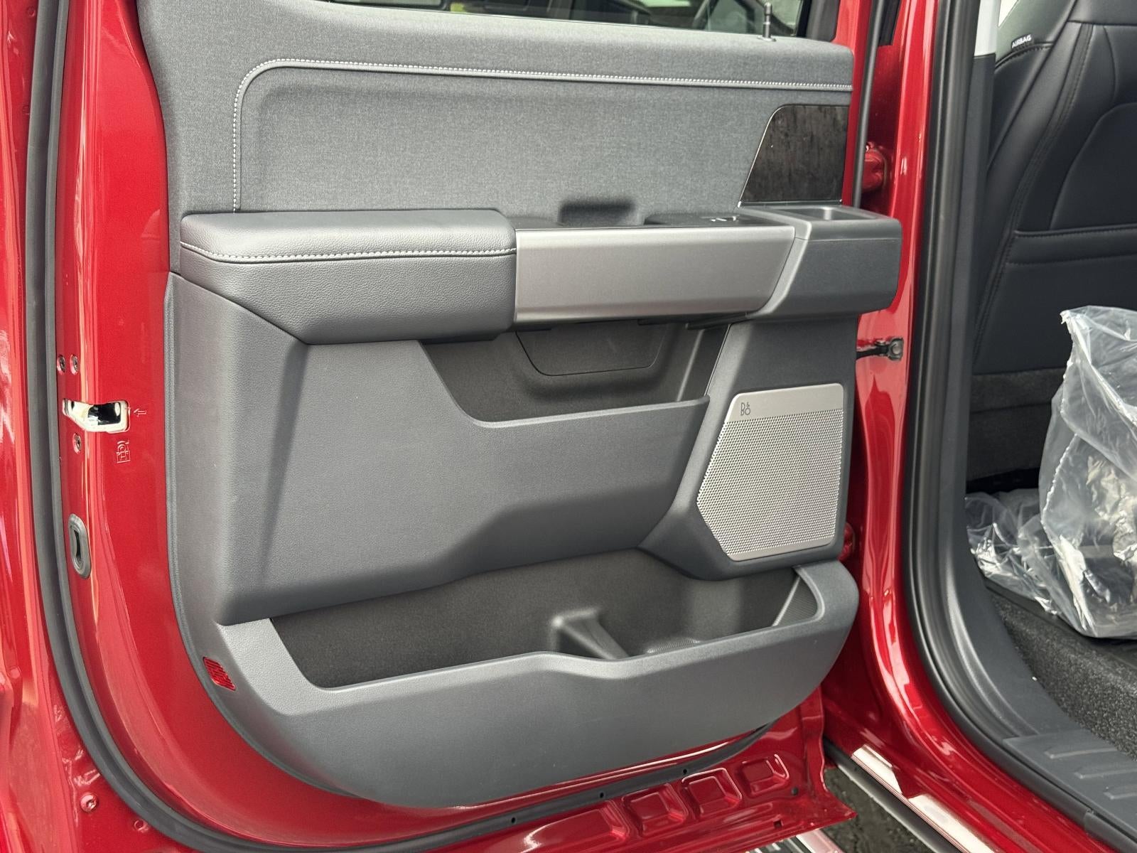 2026 Ford Super Duty F-350 SRW LARIAT 4WD Crew Cab 6.75' Box