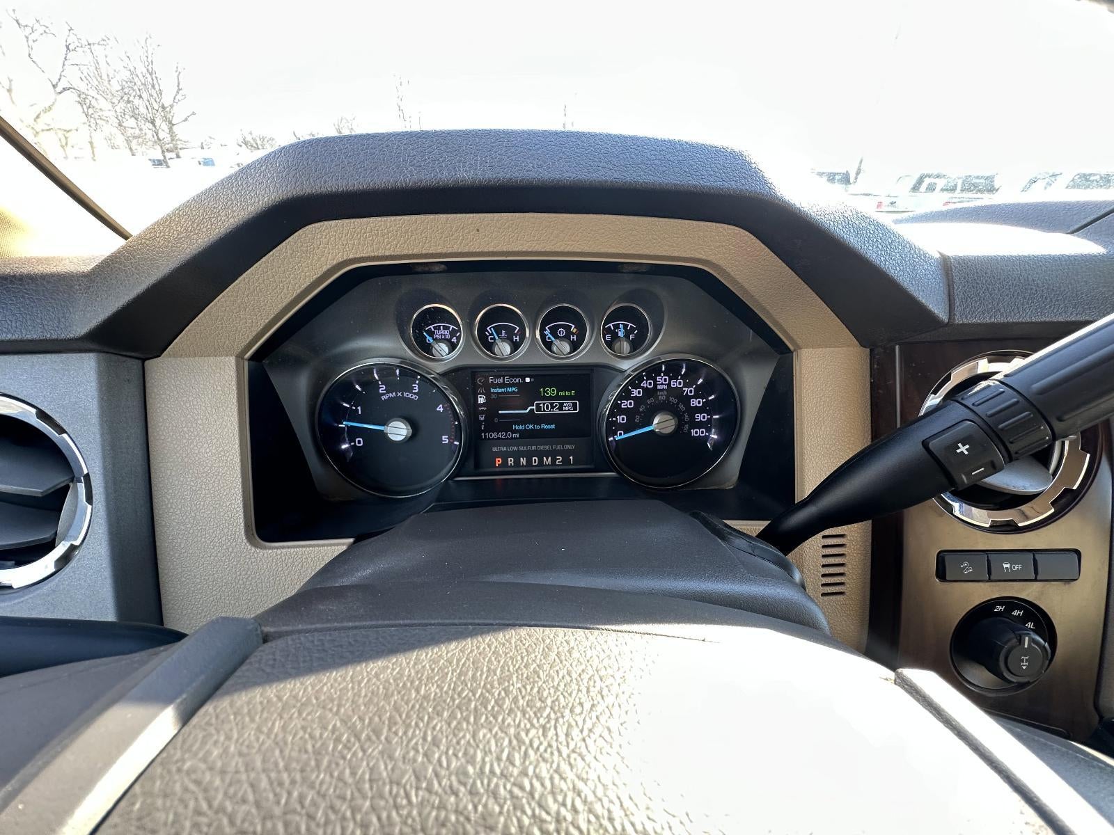 2016 Ford Super Duty F-350 SRW 4WD Crew Cab 6-3/4 Ft Box Lariat