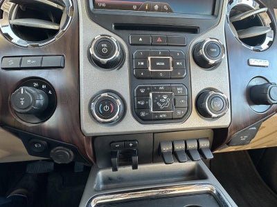 2016 Ford Super Duty F-350 SRW 4WD Crew Cab 6-3/4 Ft Box Lariat