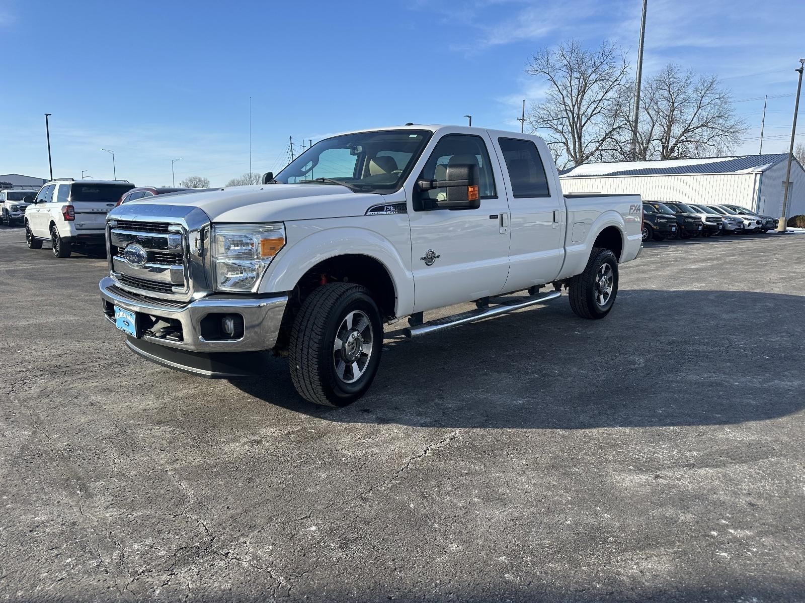 2016 Ford Super Duty F-350 SRW 4WD Crew Cab 6-3/4 Ft Box Lariat