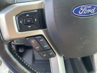 2022 Ford Super Duty F-350 SRW LARIAT 4WD Crew Cab 6.75' Box
