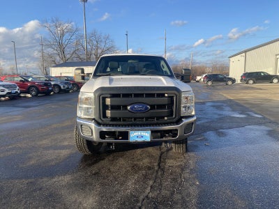 2015 Ford Super Duty F-350 SRW 4WD Crew Cab 6-3/4 Ft Box XL