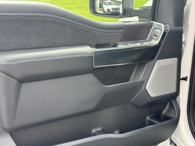 2026 Ford Super Duty F-350 SRW Platinum 4WD Crew Cab 6.75' Box