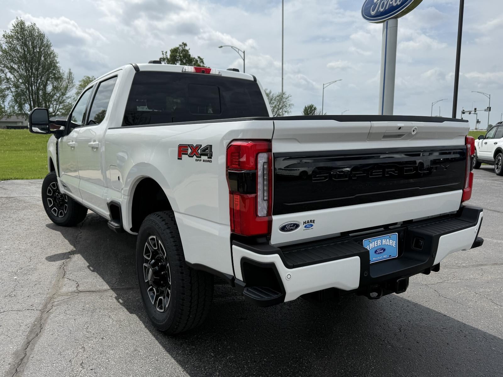 2026 Ford Super Duty F-350 SRW Platinum 4WD Crew Cab 6.75' Box