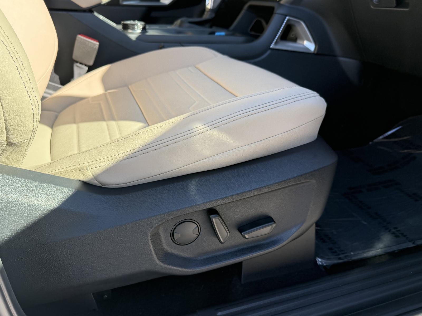 2025 Ford Ranger LARIAT 4WD SuperCrew 5' Box