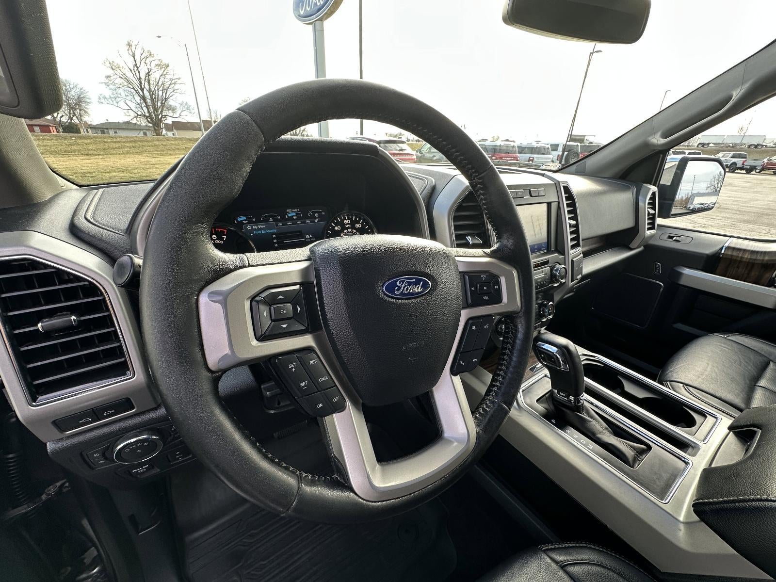 2019 Ford F-150 LARIAT 4WD SuperCrew 5.5' Box