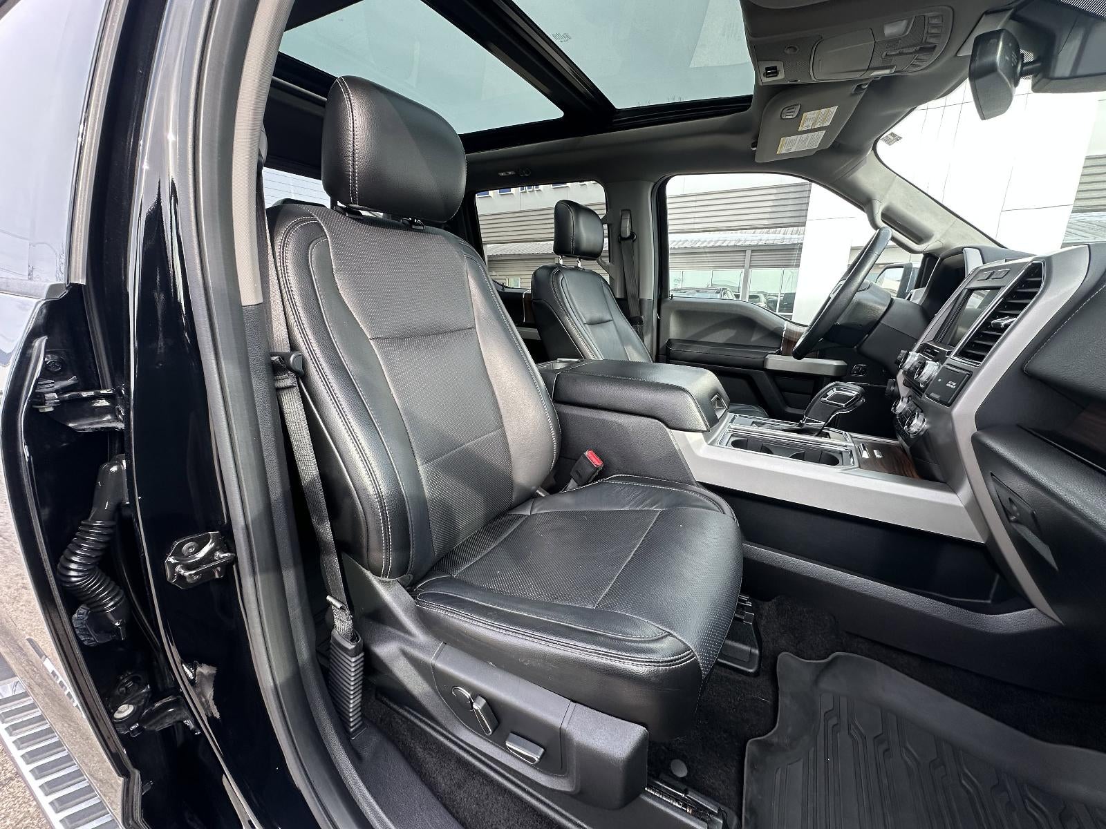 2017 Ford F-150 Lariat 4WD SuperCrew 5.5' Box