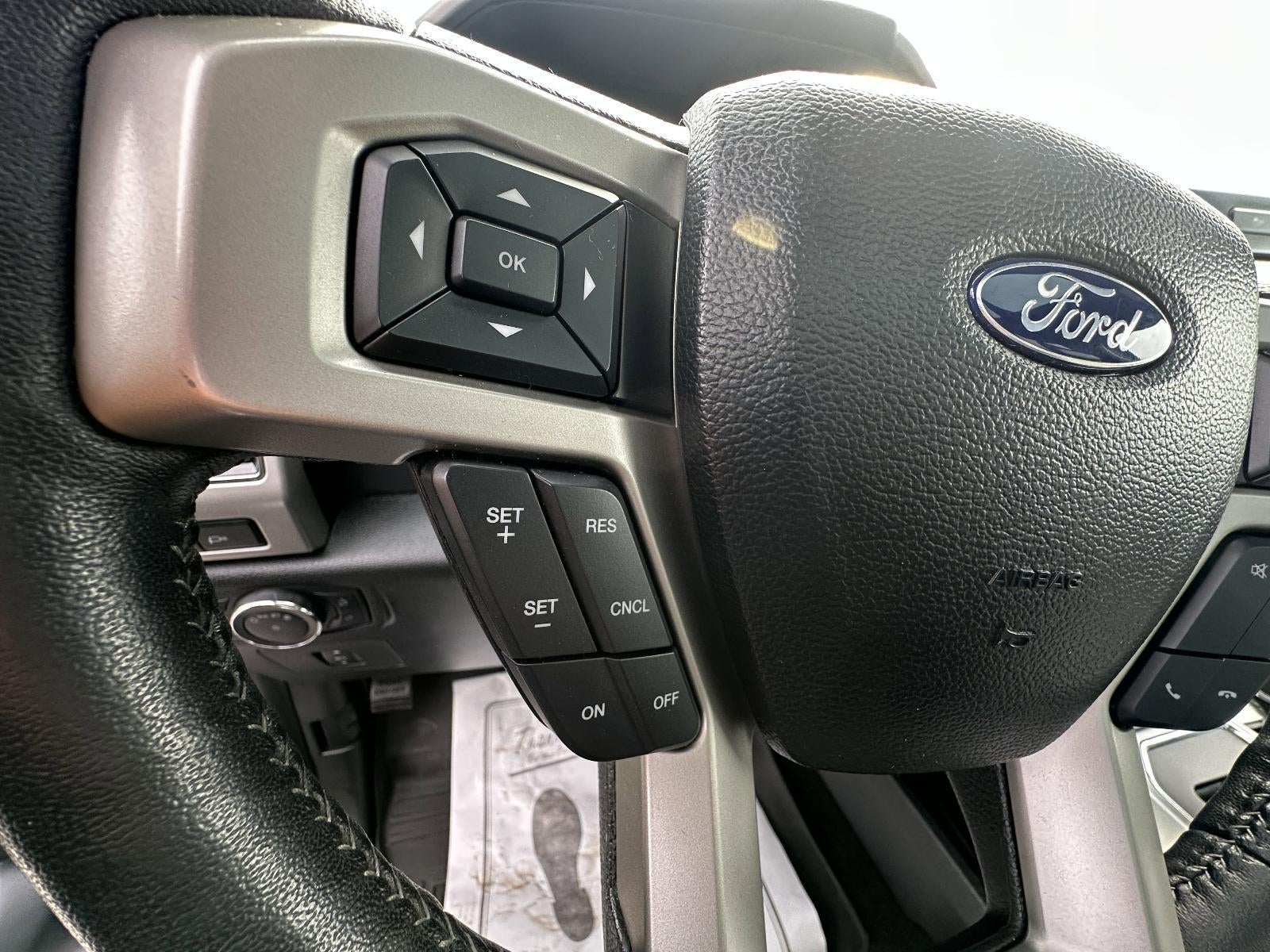 2017 Ford F-150 Lariat 4WD SuperCrew 5.5' Box