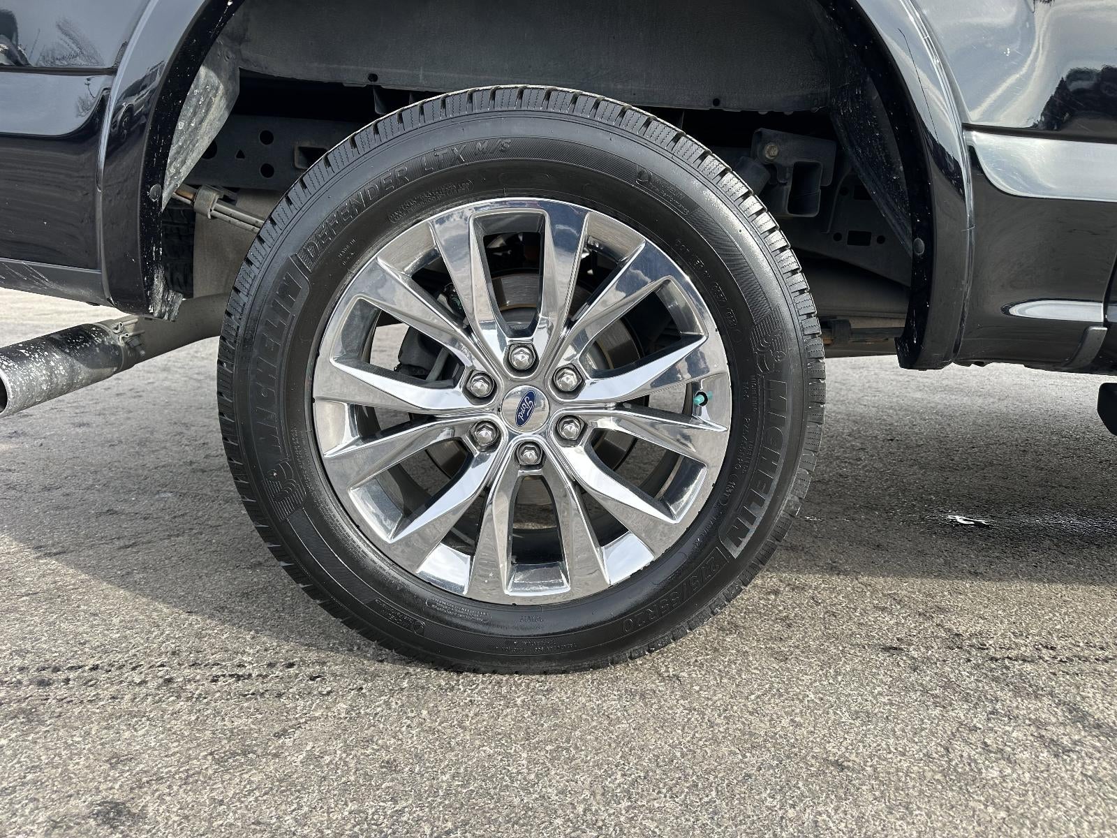 2017 Ford F-150 Lariat 4WD SuperCrew 5.5' Box