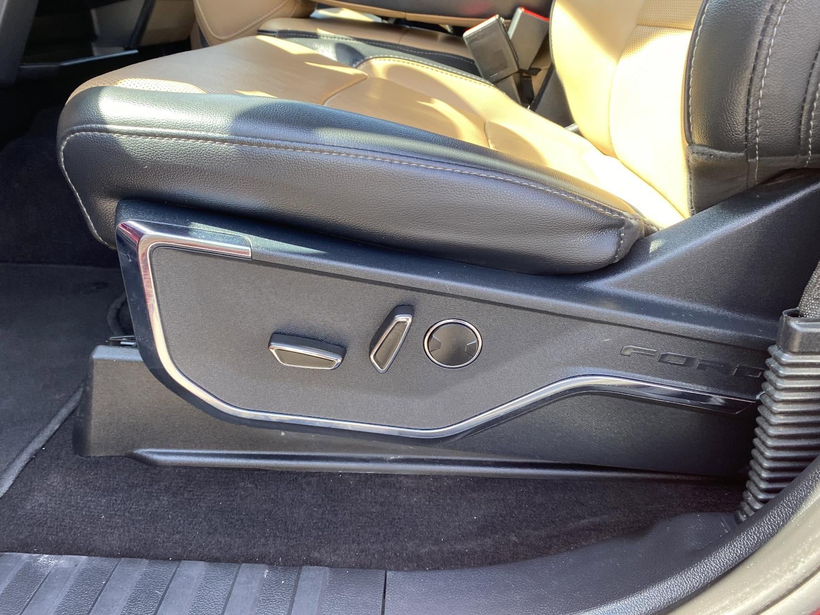 2021 Ford F-150 LARIAT 4WD SuperCrew 5.5' Box