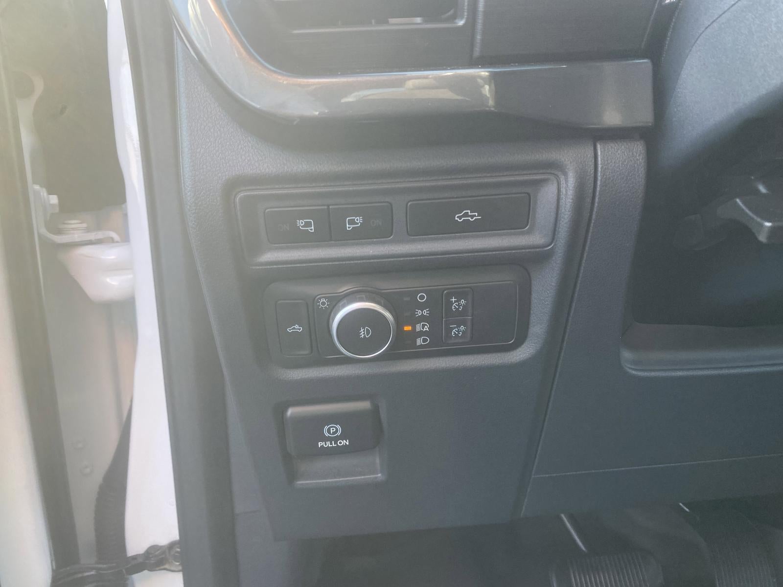 2022 Ford F-150 XLT 4WD SuperCrew 5.5' Box